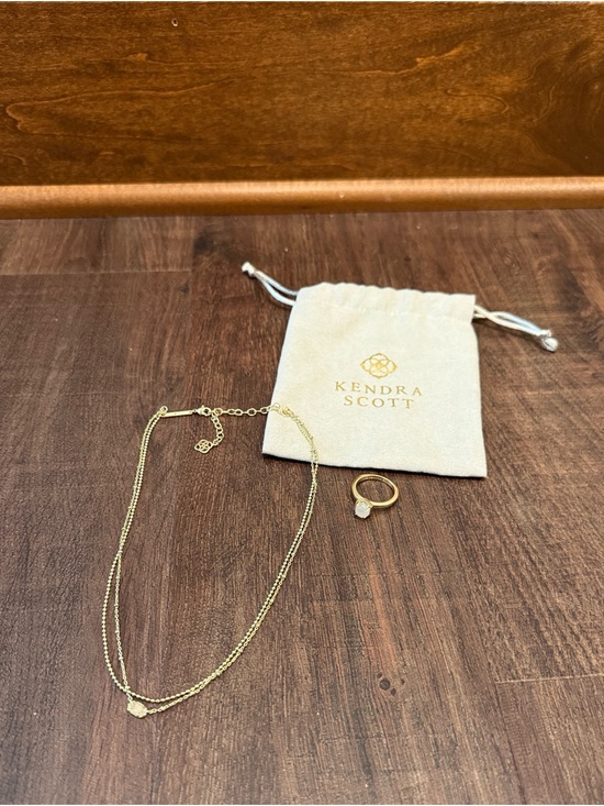 Kendra Scott Jewelry - Kendra Scott Gold Double-Layer Elisa Necklace & Ring Set - Iridescent Drusy